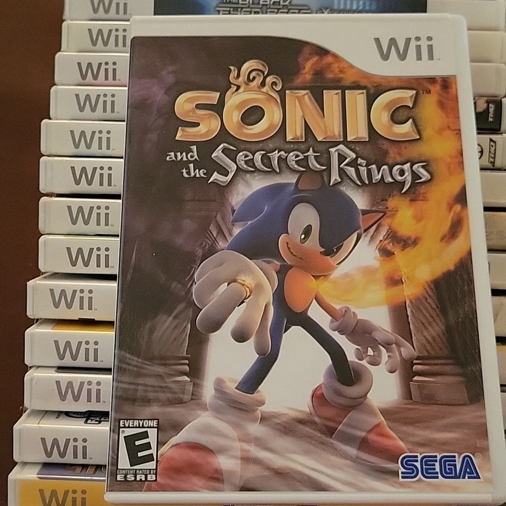 Sonic and the Secret Rings Wii Game No Visable Stratches Original Case & Papers